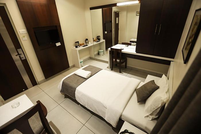 Sree Sakthi Residency Hotel Kanchipuram Exterior foto
